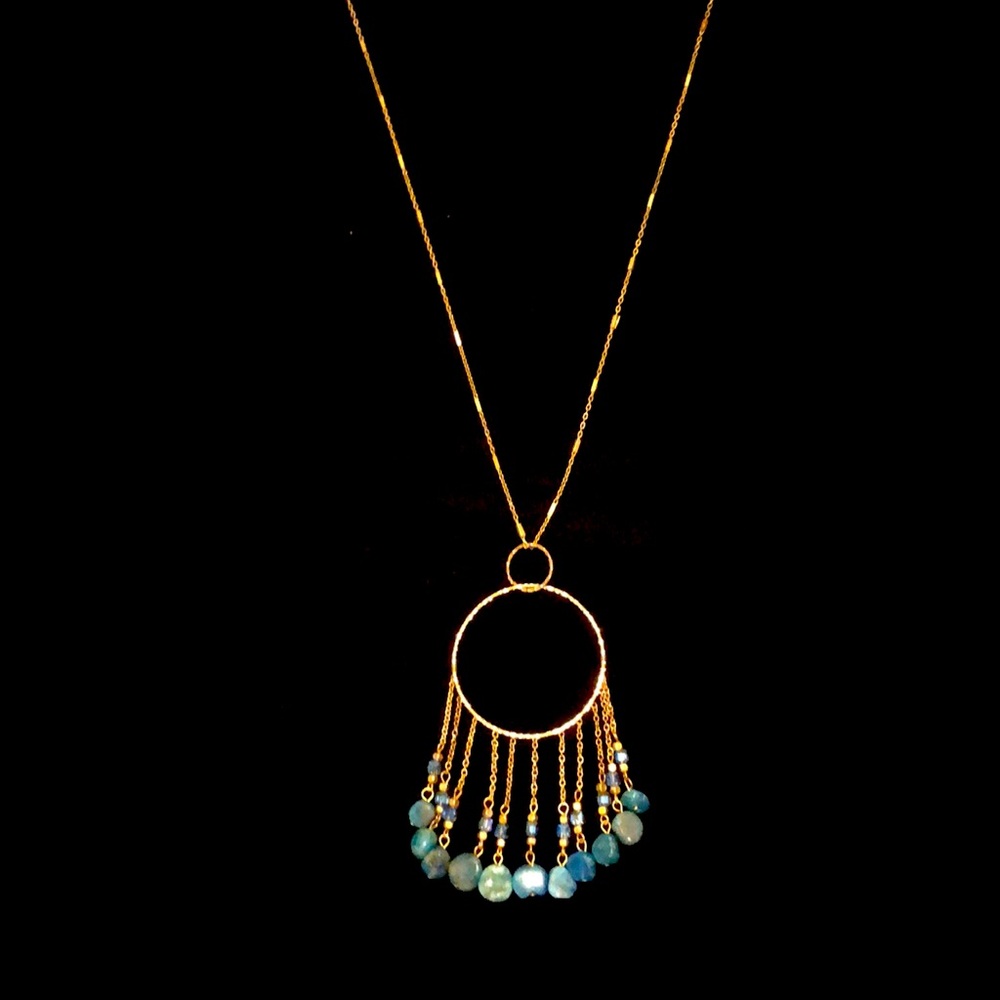 Gorgeous 30-33 inch genuine turquoise pendant chain necklace. Perfect condition